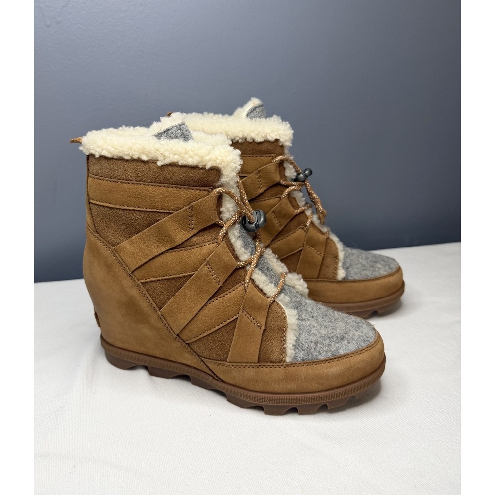 Sorel Shearling Joan of Arctic Wedge Boots 8.5 Brown Lace Up Faux Fur Winter